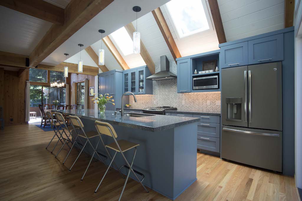 APTOS HIDDEN BEACH MULTI-FAMILY VACATION HOME KITCHEN REMODEL