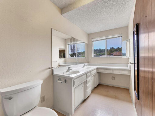 Primary Bath Before Remodel